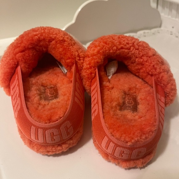 UGG FLUFF YEAH SLIDE
RAINBOW WOMEN SANDAL LAVA
FLOW MULTI-COLORS SIZE 5 - Picture 14 of 14